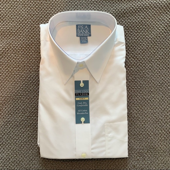 Jos. A. Bank Other - Joseph A Bank STAYS COOL tailored fit wrinkle free button down dress shirt.